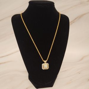 Avon Silver/Gold Tone Necklace
